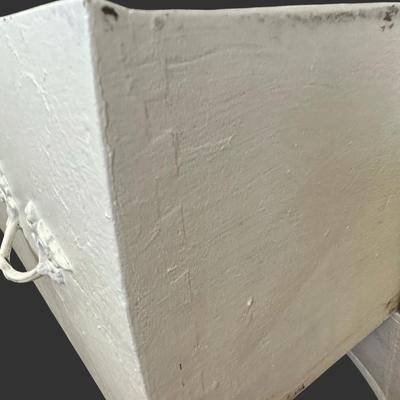 Sale Photo Thumbnail #200: Painted white. 

Dimensions: 33.5” H x 33.5” W x 18.5” D