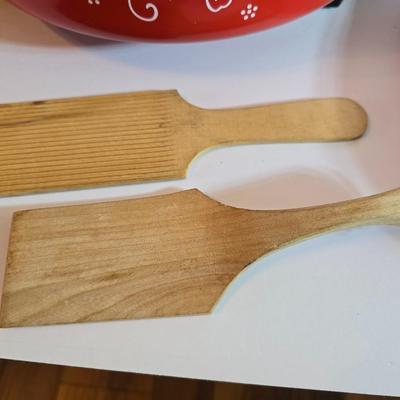 Three piece set Old World Temptations Red egg-shaped platters & Electric Skillet