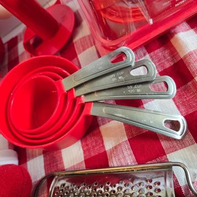 Red Kitchen Gadget Lot – 15+ Pieces