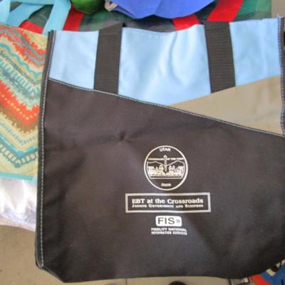 8 shopping bags