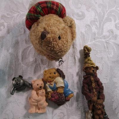 15 decorative magnets, 1 ornament