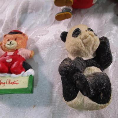 15 decorative magnets, 1 ornament