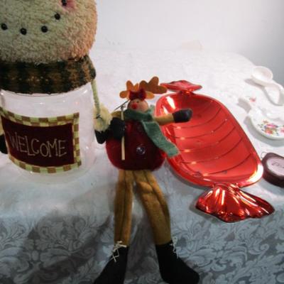 2 decorated Christmas plastic jars, shelf reindeer, candy tray