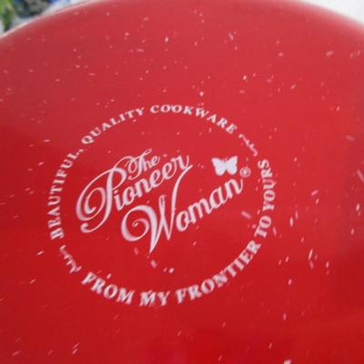 Pioneer Woman non-stick 5-1/2 qt Dutch oven with glass lid
