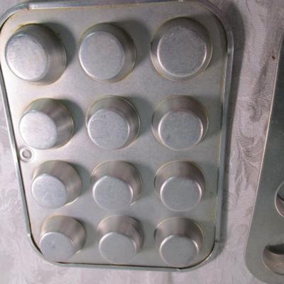 Two 12-slot mini Cupcake/muffin pan