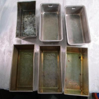 6 regular medium loaf pans