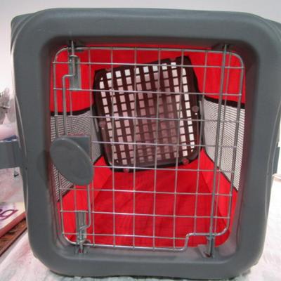 Collapsible kennel 