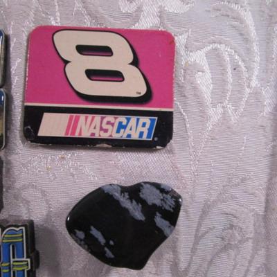20 magnets, various kinds & sizes