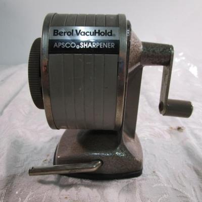 Berol vacu-hold pencil sharpener