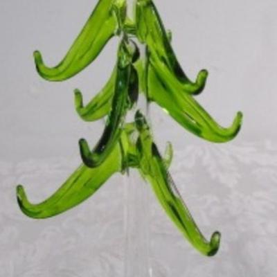 Blown glass Christmas tree on a mirrored base, Shelf Santa