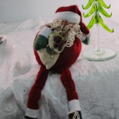 Blown glass Christmas tree on a mirrored base, Shelf Santa