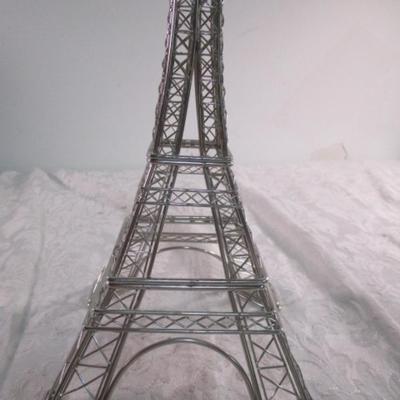 Eiffel Tower silver tone wire sculpture