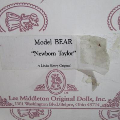 Lee Middleton Original Dolls Bear named Newborn Taylor