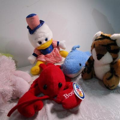 15 Stuffed animals