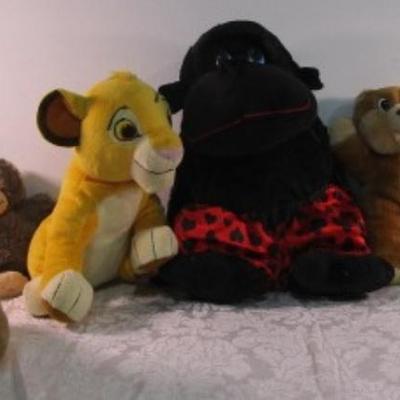10 Stuffed animals