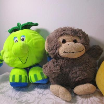 10 Stuffed animals
