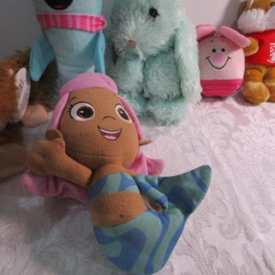10 Stuffed animals