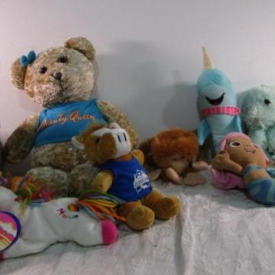 10 Stuffed animals