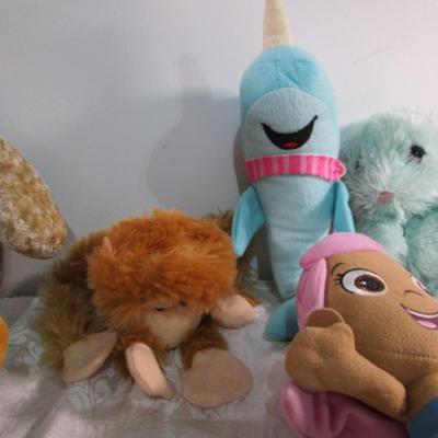 10 Stuffed animals