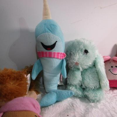 10 Stuffed animals
