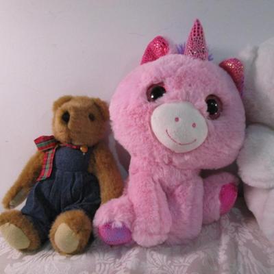 15 stuffed animals