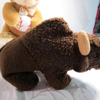 15 Stuffed animals