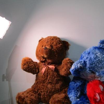 8 stuffed animals