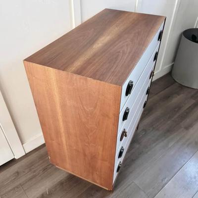 Rare Vintage Mid Century 1960’s Limited Production 5-Drawer Walnut Highboy Dresser w/Sculptural Legs, Brass Spade Pulls w/Walnut Rounds...