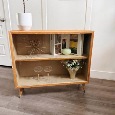Vintage Mid Century 2-Tier Distressed Maple Display Cabinet or Bar w/Original Glass Doors & Tapered Legs