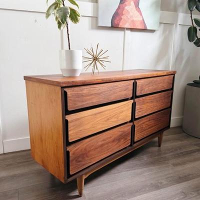 Vintage Mid Century 6-Drawer Walnut Dresser Credenza w/Floating Sculptural Facade Drawers & Tapered Legs