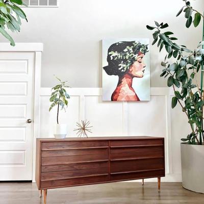 Vintage Mid Century 6-Drawer Walnut Dresser Credenza w/Sculptural Wooden Pulls & Tapered Legs