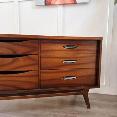Vintage Mid Century 9-Drawer Walnut Dresser Credenza w/Chrome Hardware & Sculptural Legs by Hooker
