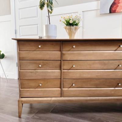 Vintage Mid Century 9-Drawer Sable Cadence Dresser Credenza w/White Enamel Hardware & Tapered Legs by Heywood Wakefield