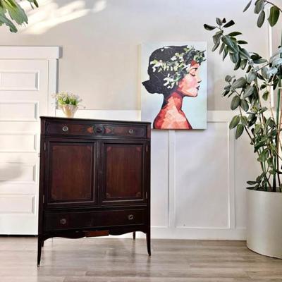Antique 5-Drawer Mahogany Chest of Drawers Highboy Dresser w/Seashell Motif by Berkey & Gay Furniture