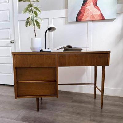 Vintage Mid Century 4-Drawer Walnut Writing Desk w/Tapered Legs by Ward