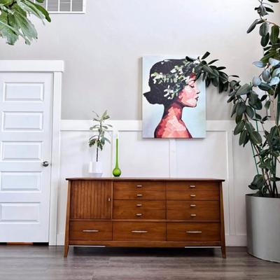 Vintage Mid Century 1960’s 9-Drawer Walnut Dresser Credenza w/Fluted Facade Cabinet Door, Chrome Pulls & Tapered Legs by Harmony House