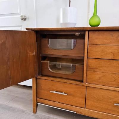 Vintage Mid Century 1960’s 9-Drawer Walnut Dresser Credenza w/Fluted Facade Cabinet Door, Chrome Pulls & Tapered Legs by Harmony House