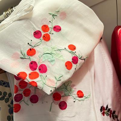 BIG Lot Vintage Contemp. Table Linens - Embroidered, Lace, Tatted