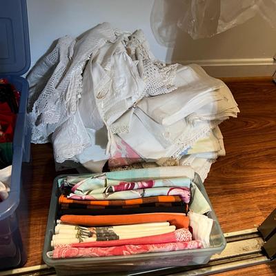 BIG Lot Vintage Contemp. Table Linens - Embroidered, Lace, Tatted