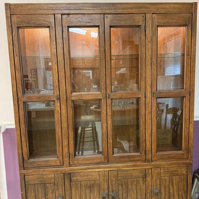 Drexel Lighted China Cabinet (K-BM)