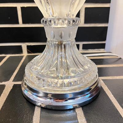 Cut Frosted Glass Tabletop Lamp