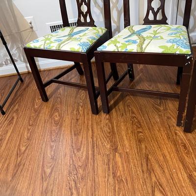 Mahogony Claw Foot Round Table w Leaves & 4 Chairs