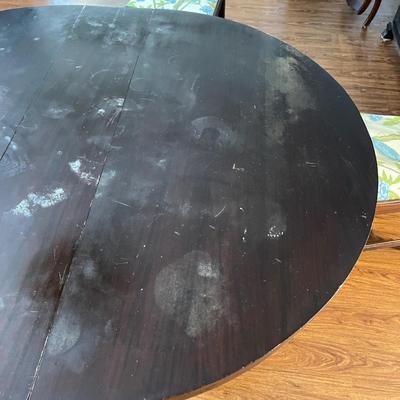 Mahogony Claw Foot Round Table w Leaves & 4 Chairs