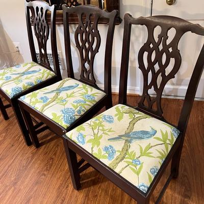 Mahogony Claw Foot Round Table w Leaves & 4 Chairs