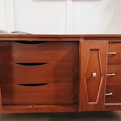 Vintage Mid Century 9-Drawer Dresser Credenza w/Diamond Facade, Accordion Front Doors, Silver Hardware & Tapered Legs