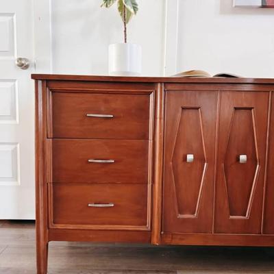 Vintage Mid Century 9-Drawer Dresser Credenza w/Diamond Facade, Accordion Front Doors, Silver Hardware & Tapered Legs