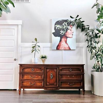 Vintage Italian Neoclassical Style 9-Drawer Dresser Credenza w/Floral, Shell & Fluted Carved Facade & Tapered Legs by Dixie