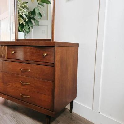 Vintage Mid Century 6-Drawer Lowboy Walnut Dresser Credenza w/Fluted Facade, Bow Front Top Drawers, Brass Hardware, Tapered Legs &...