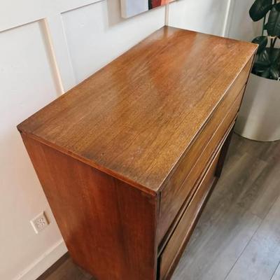 Vintage Mid Century 5-Drawer Highboy Walnut Dresser w/Sculptural Wood Facade & Tapered Legs by Basic Witz