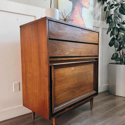 Vintage Mid Century 5-Drawer Highboy Walnut Dresser w/Sculptural Wood Facade & Tapered Legs by Basic Witz